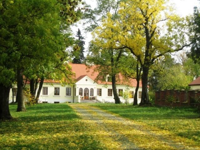 Gospodarstwo Agroturystyczne Dworek Janowicki Kazimierzewo Esterno foto