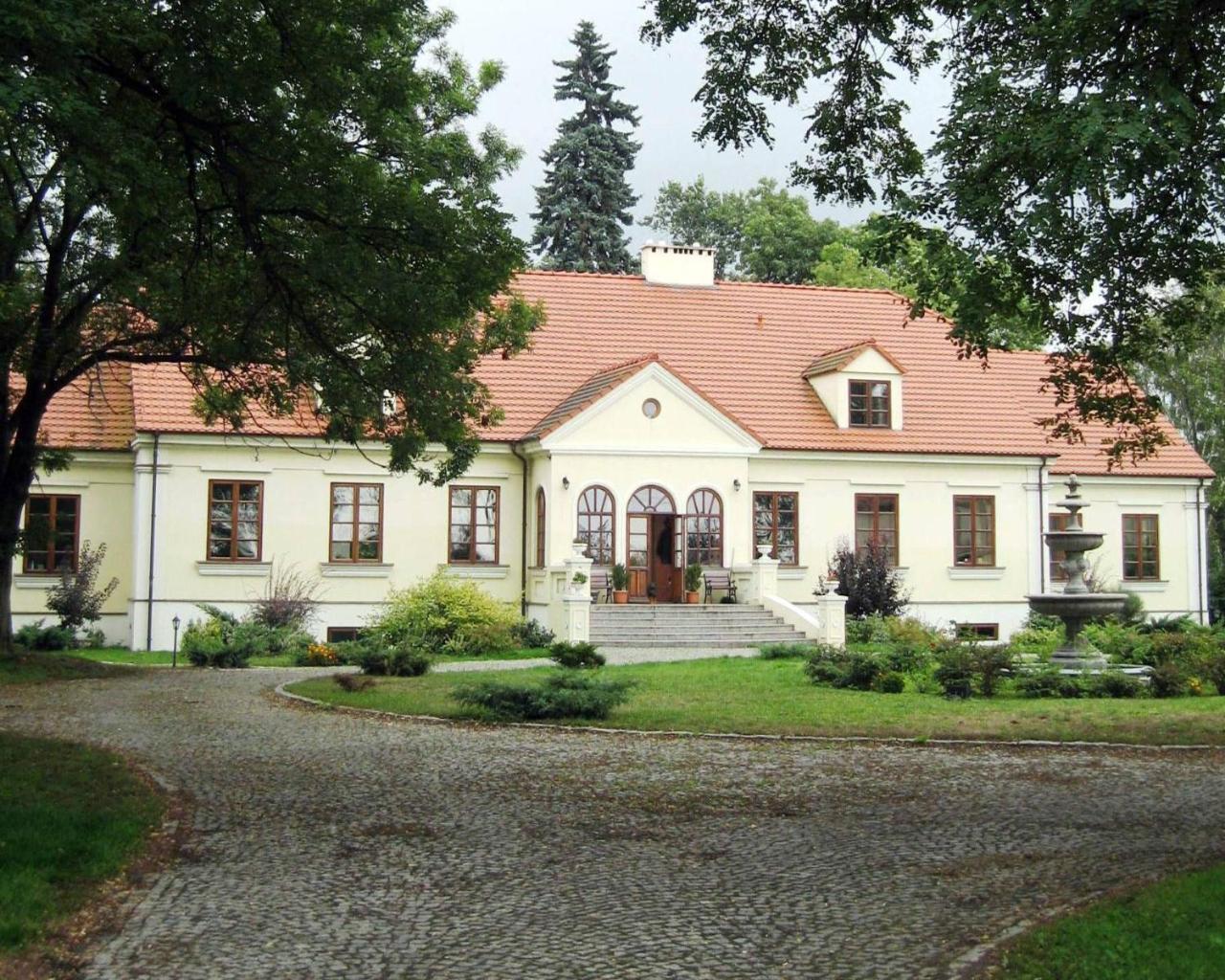Gospodarstwo Agroturystyczne Dworek Janowicki Kazimierzewo Esterno foto